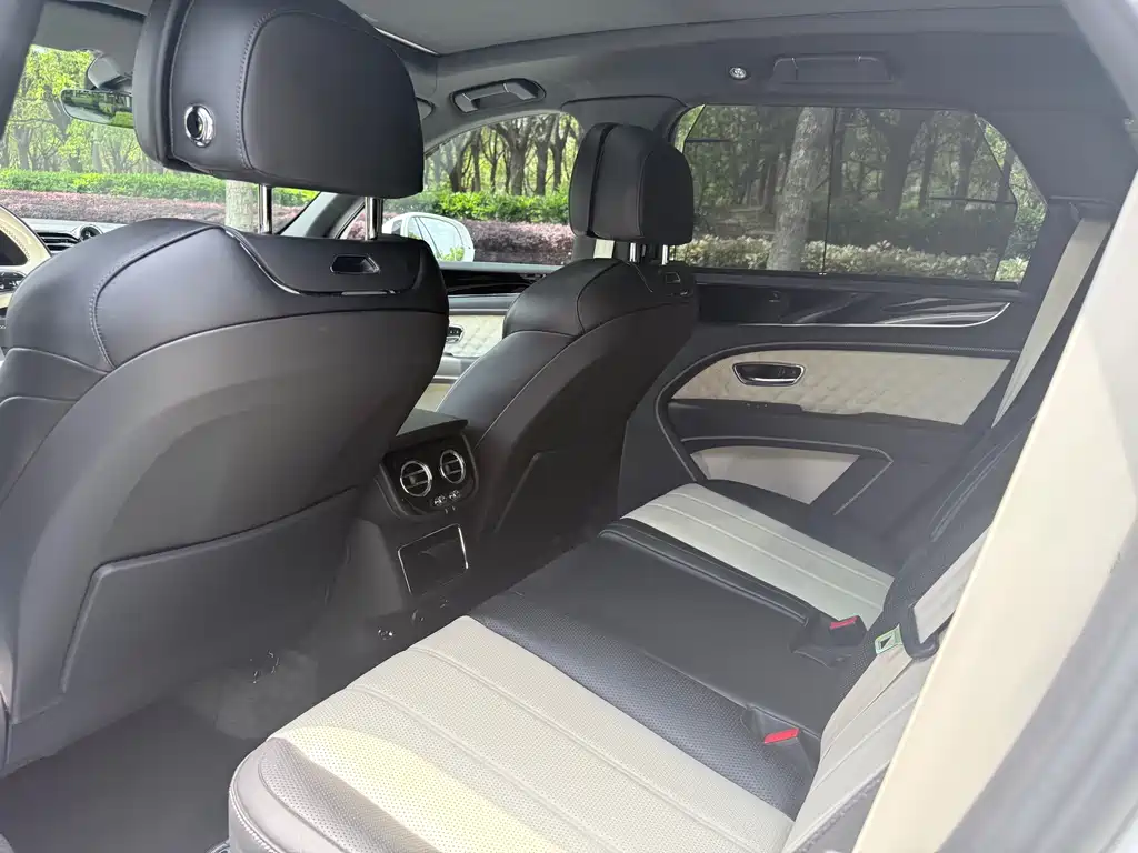 Bentayga 4.0 T V8