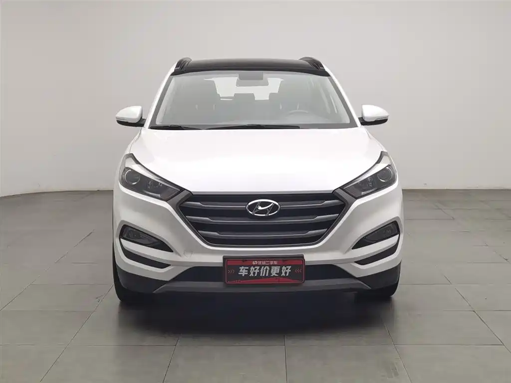 Tucson 1.6 T DCT 2 WD 15 Anniversary Special Edition