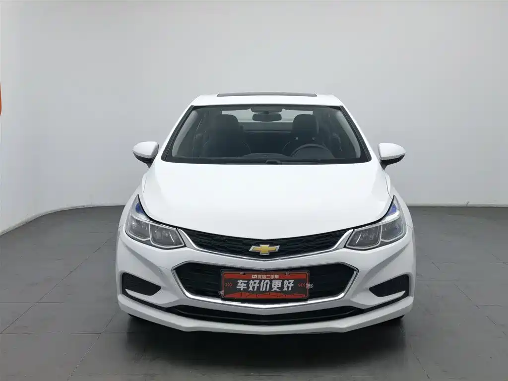 Cruze 320 Auto Pioneer Sunroof