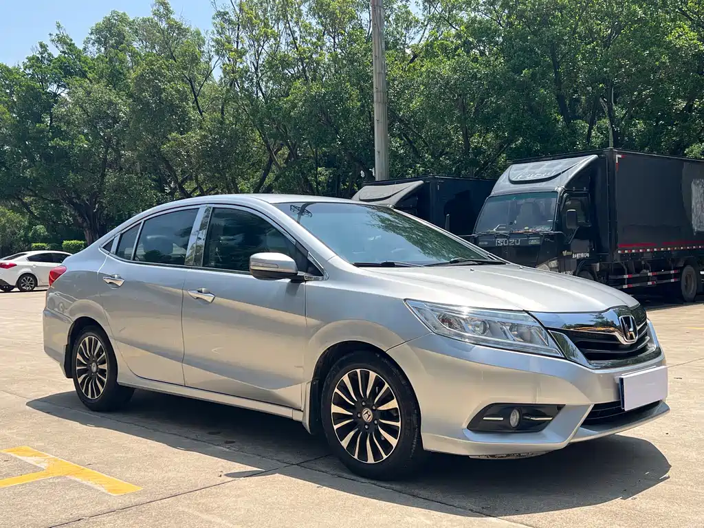 Crider 1.8 L Auto Comfort