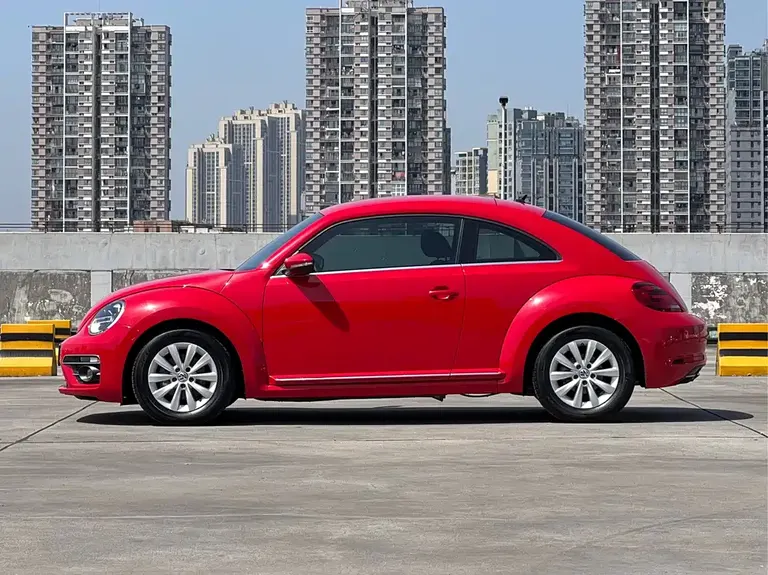 Volkswagen Beetle 180 TSI Comfort Joy