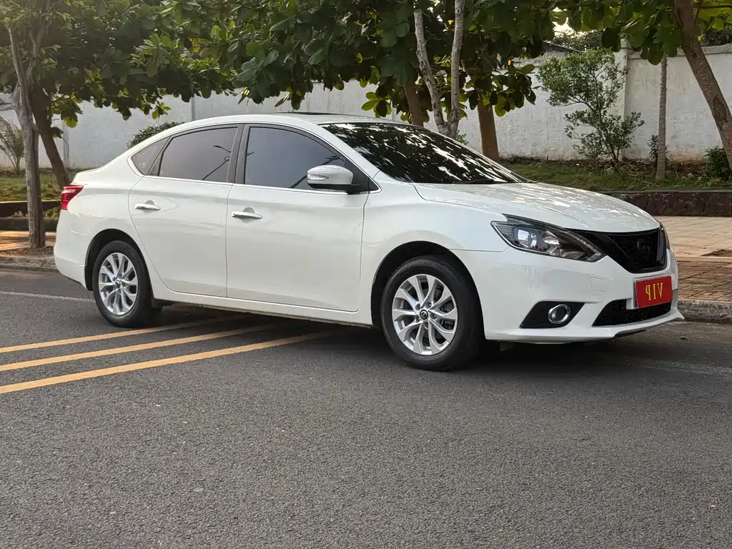 Sylphy 1.6 XV CVT Connected Premium CN-VI