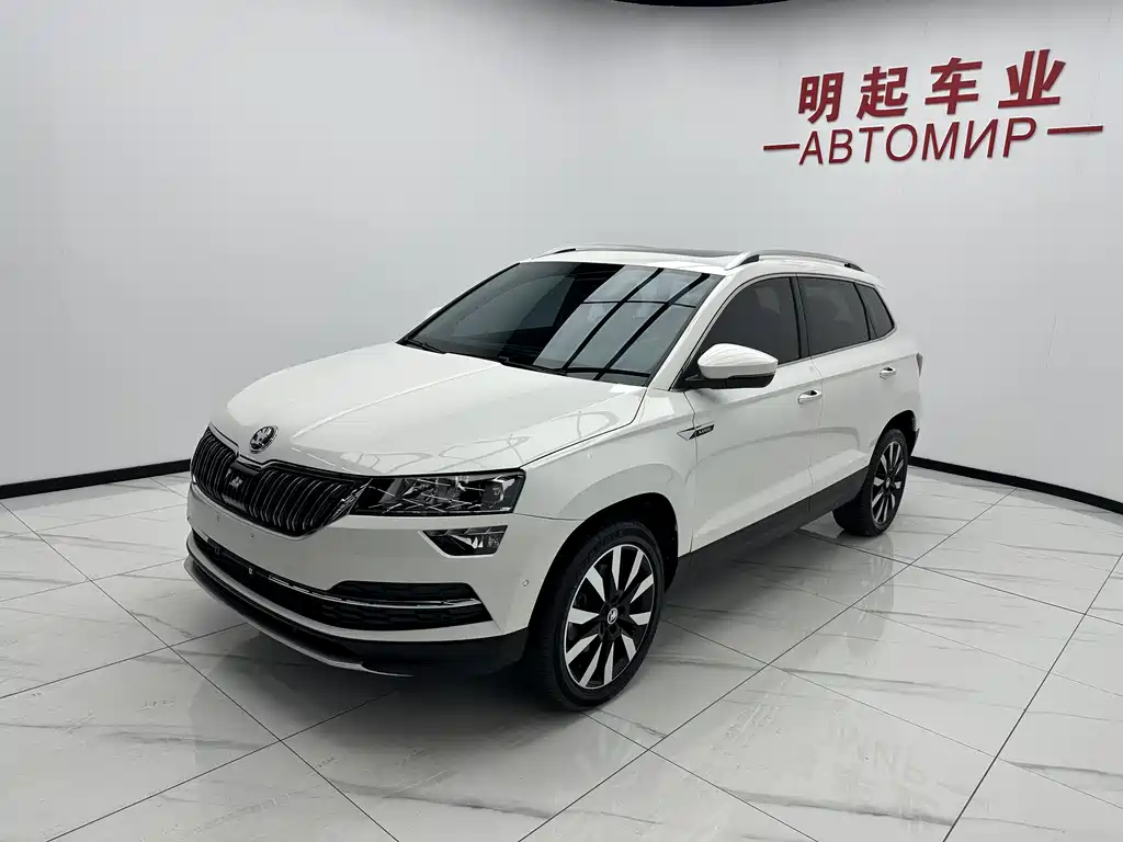 Karoq TSI280 Luxury