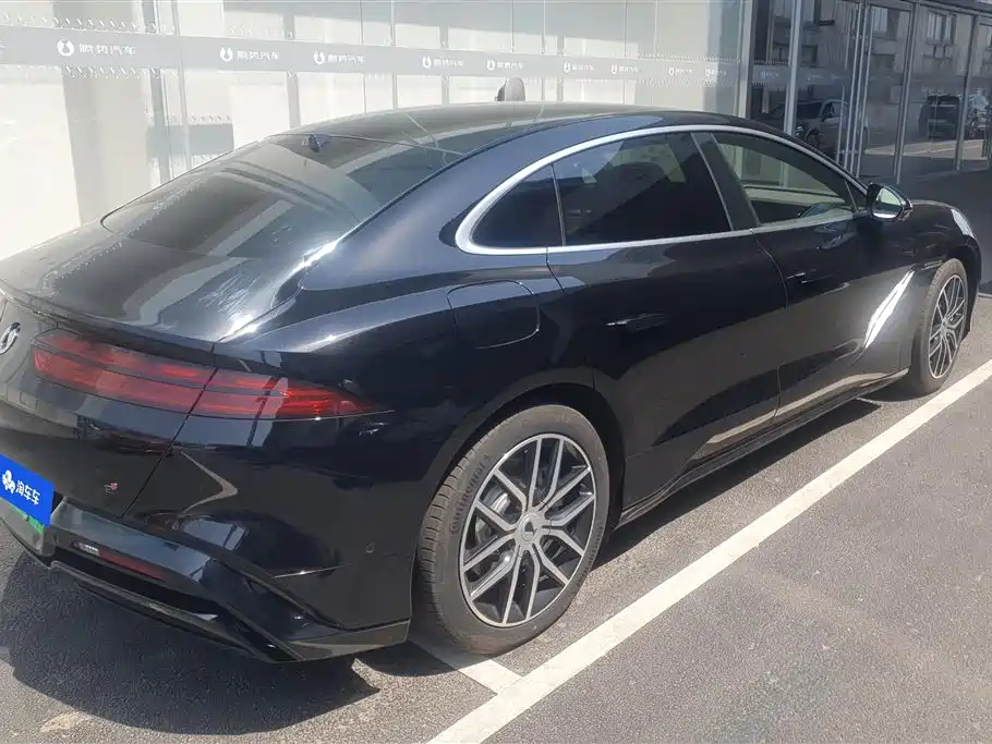 Denza Z9 1100 km 4 WD Max