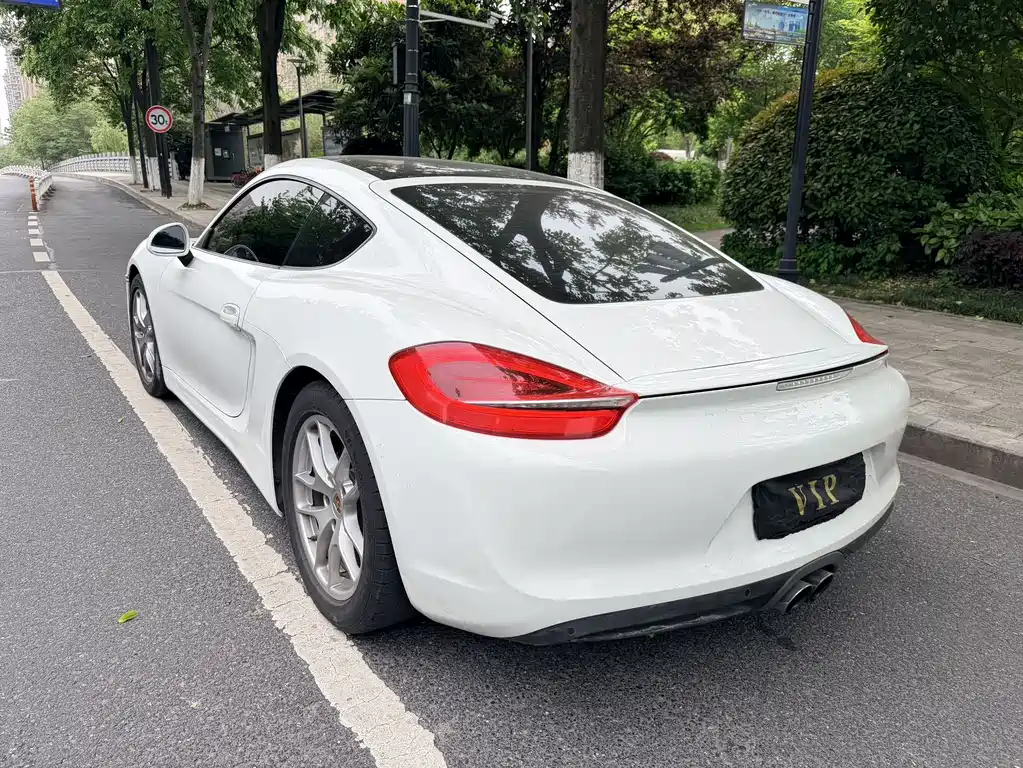 Cayman Cayman Style Edition 2.7 L