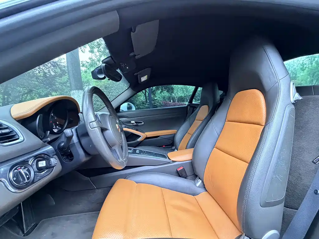 Cayman Cayman Style Edition 2.7 L