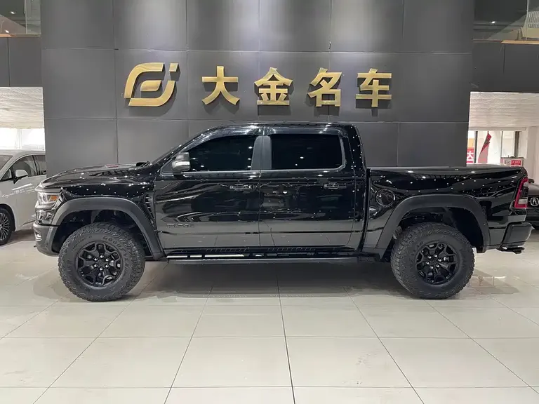 RAM Trucks 6.2 T Auto
