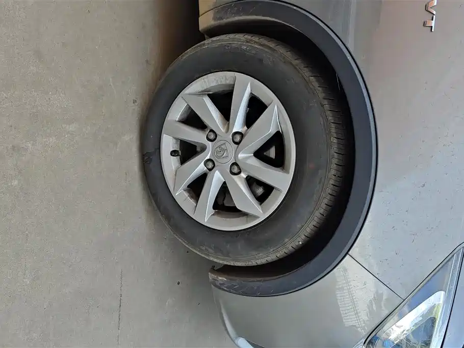 Baojun 310 W 1.5 L Manual Fashion CN-V