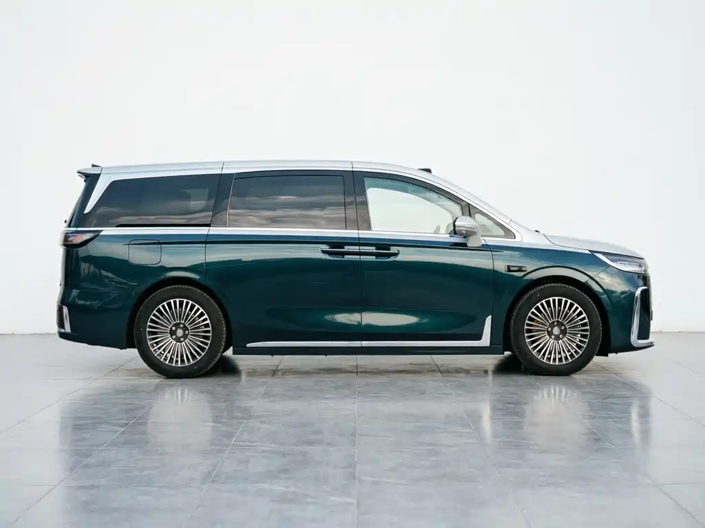 Voyah Dreamer PHEV 4 WD Flagship Qiankun
