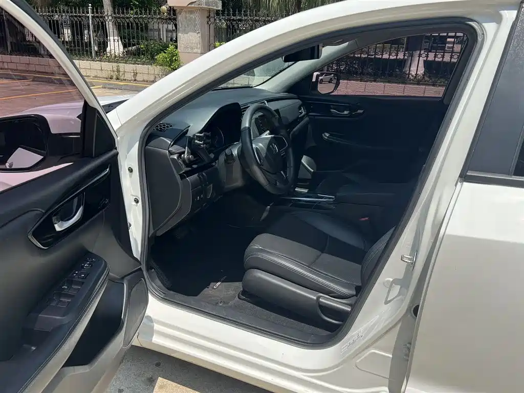 Crider 180 Turbo CVT Luxury CN-V