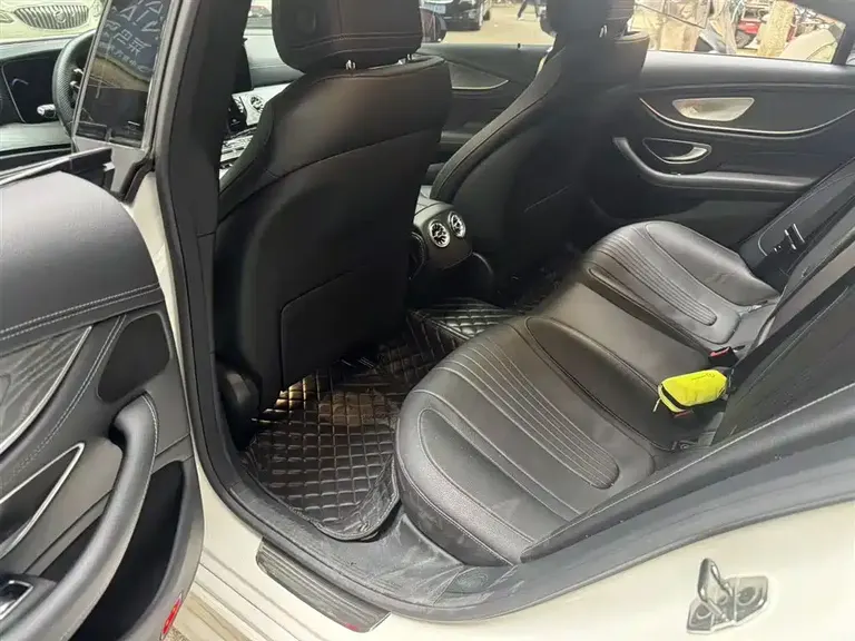 Mercedes-Benz CLS Facelift CLS 300 Luxury