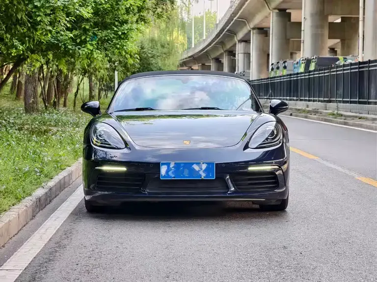 Porsche 718 Boxster 2.0 T