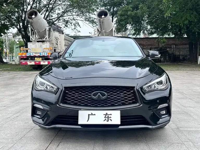 Infiniti Q50 L 2.0 T Progressive Enjoyment CN-V