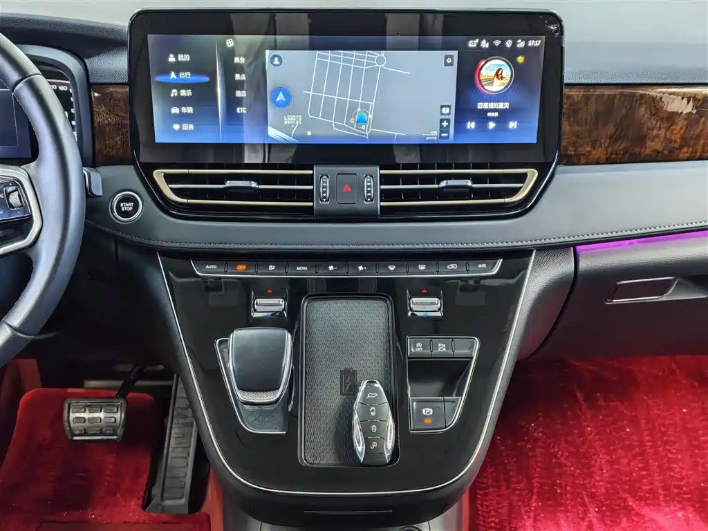 Hongqi HQ9 2.0 T Connected Flagship Enjoyment
