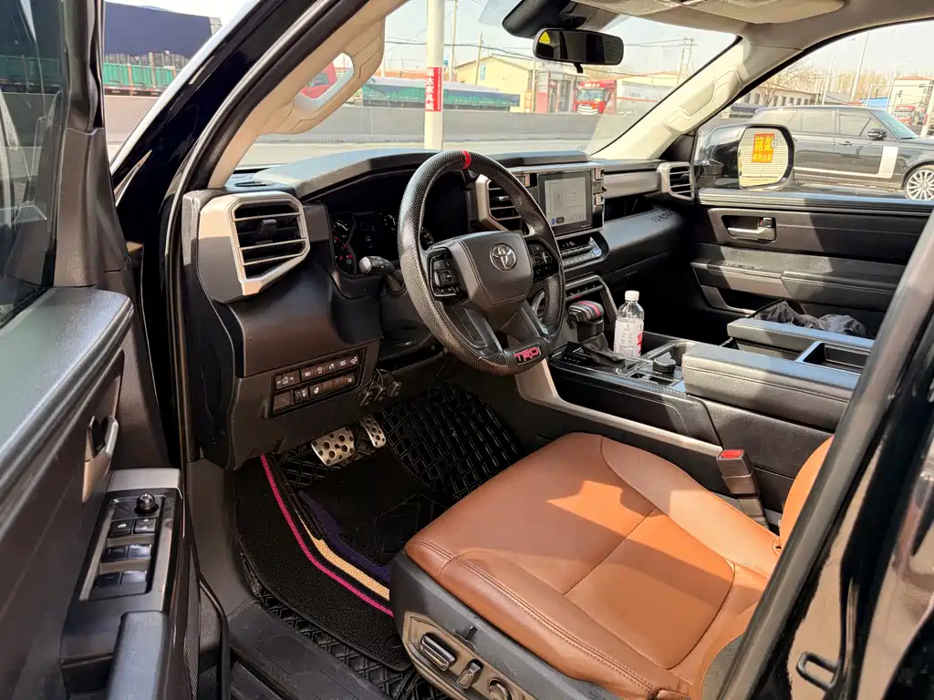 Tundra 坦途 2022款 3.5 T 自动