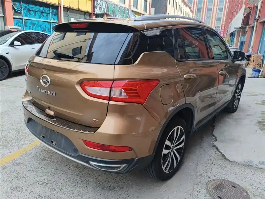 GAC Trumpchi GS4 235 T Manual 2 WD Luxury