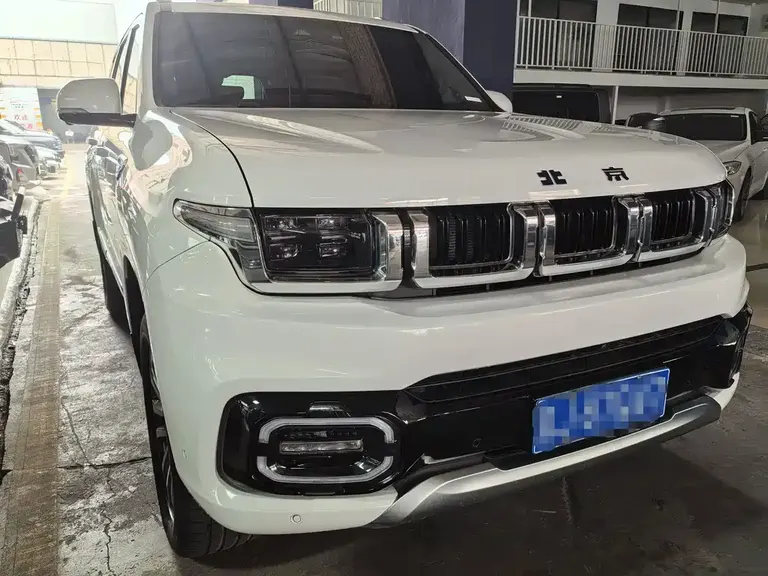Baic Beijing Offroad BJ60 2.0 T 11 th 5-seat