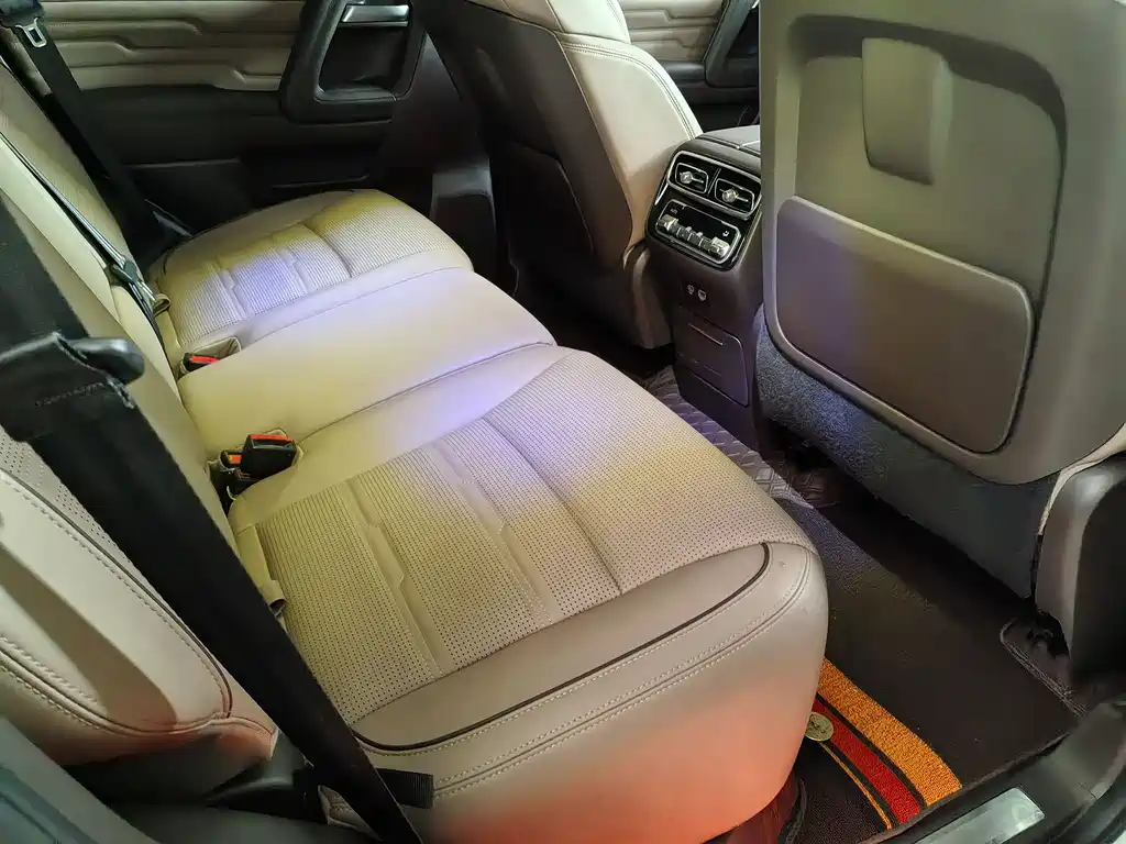 Beijing Offroad BJ60 2.0 T 11 th 5-seat
