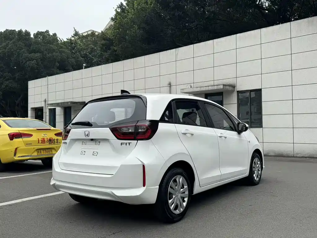 Fit 1.5 L CVT Trend Enjoyment