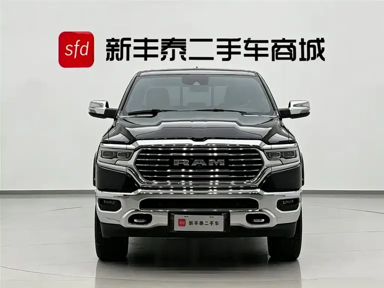 RAM Trucks RAM Trucks 2023款 5.7 L 中东版