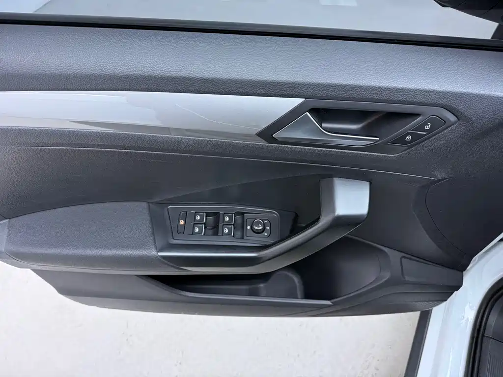 T-ROC 280 TSI DSG 2 WD Comfort Connected