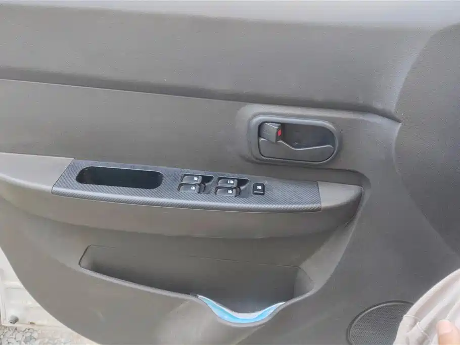 Wuling Hongguang 1.5 L S Basic CN-V