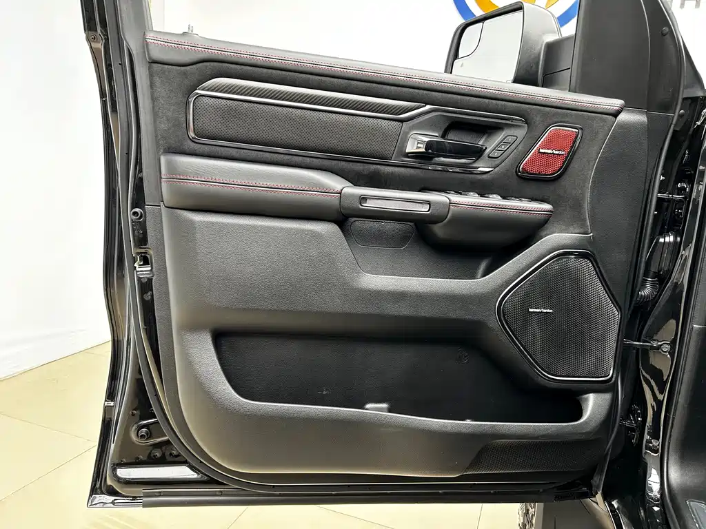 RAM Trucks 6.2 T US Spec