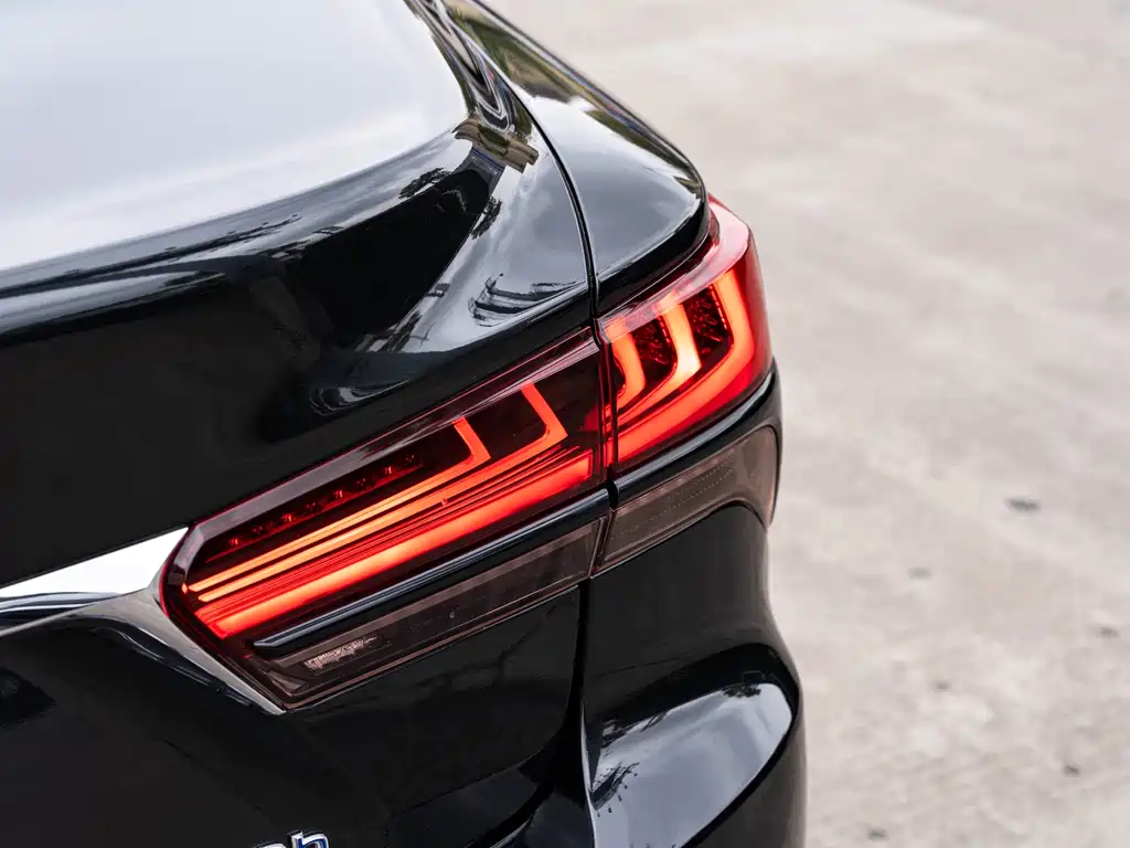 Lexus LS 500 h Luxury
