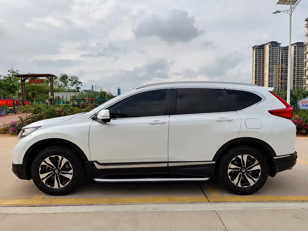 Honda CR-V 240 TURBO CVT 2 WD Style CN-VI