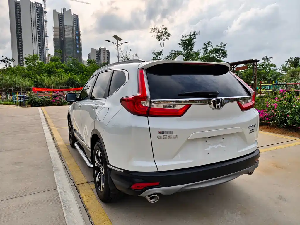 Honda CR-V 240 TURBO CVT 2 WD Style CN-VI