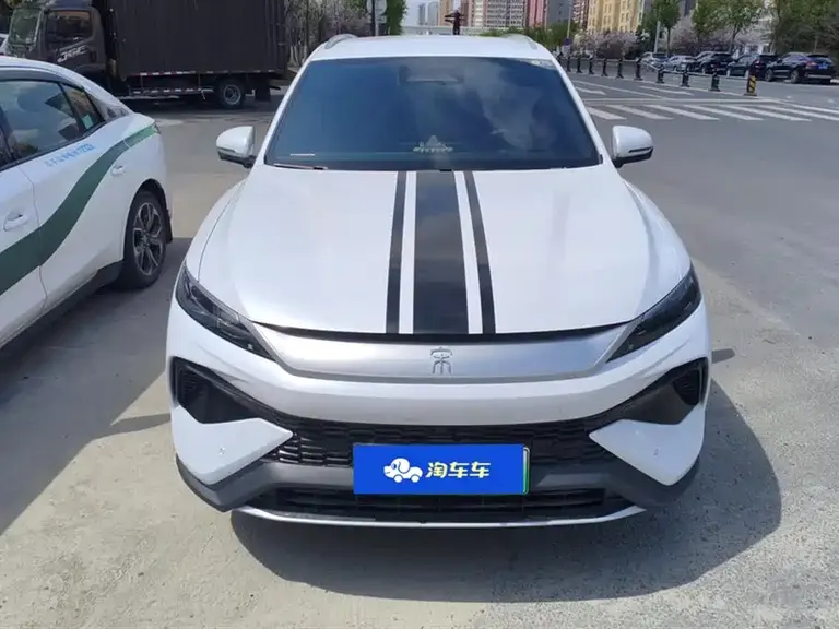 BYD Song Pro NEV 2 nd Gen Smart Drive DM-i 75 KM Leading