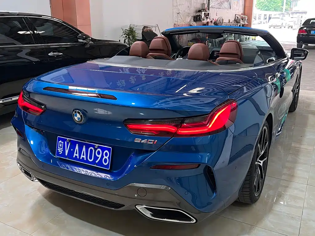 BMW 8 Series 840 i Convertible Coupe M Sport Package