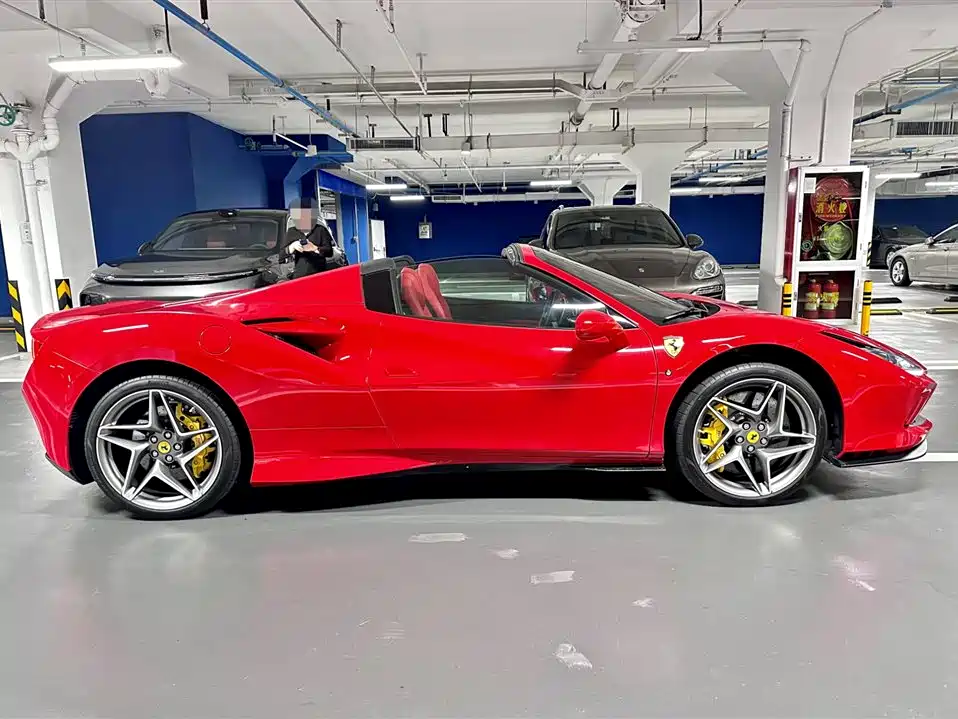 Ferrari F8 Spider 3.9 T V8
