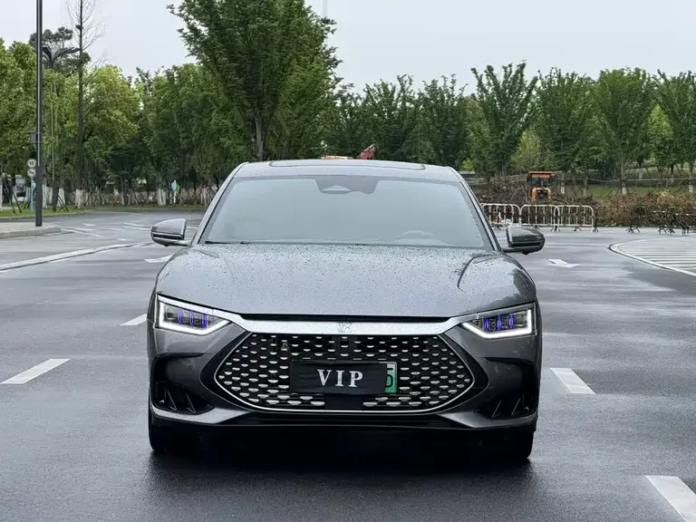 BYD Han DM-i 121 KM Honored