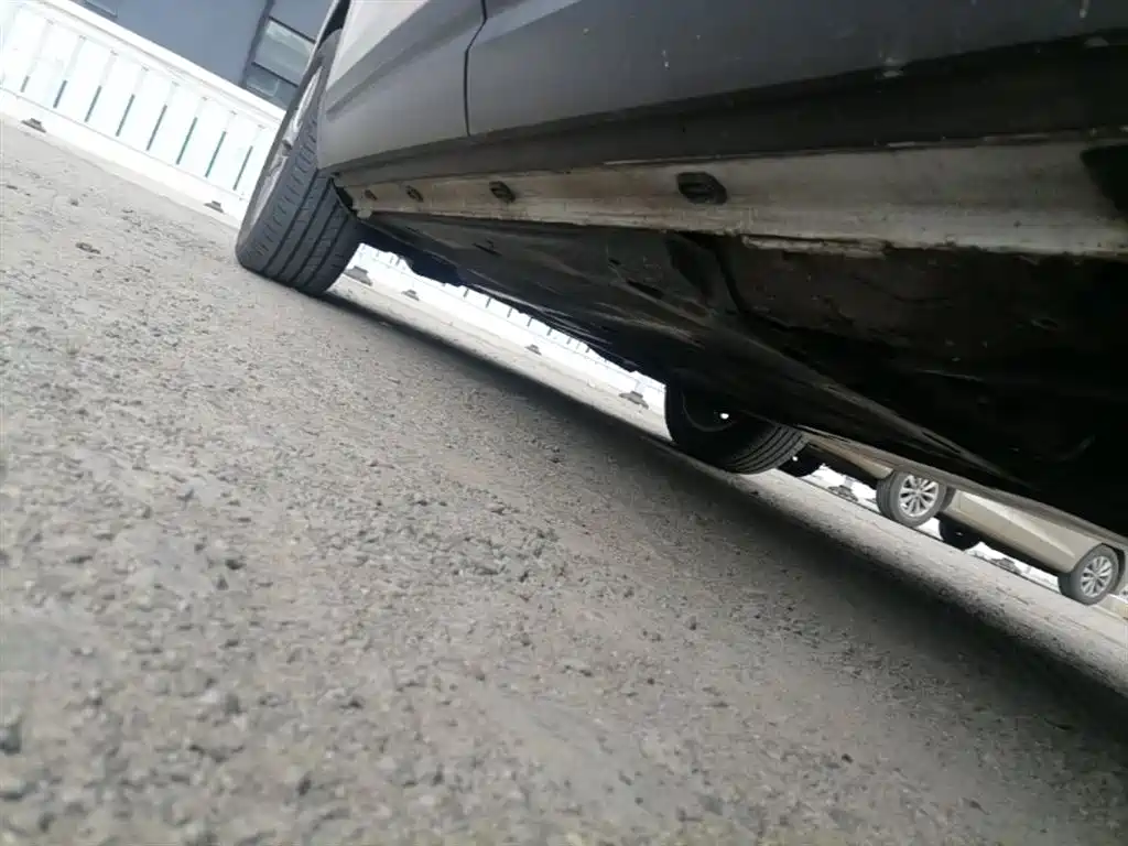 Jetta VS5 280 TSI Auto Progressive