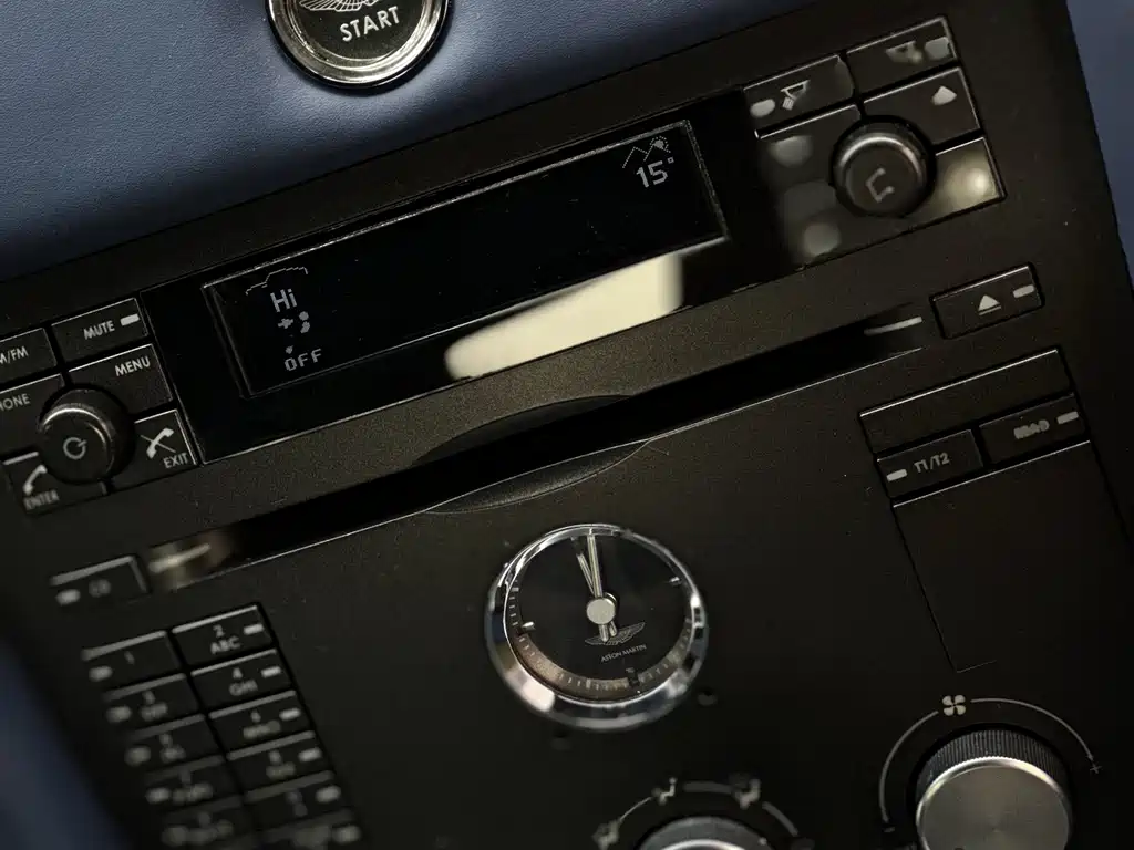 V8 Vantage V8 Vantage 2007款 4.3 L 手动
