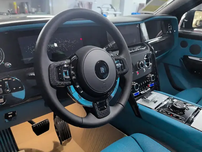 Rolls-Royce Cullinan Black Badge
