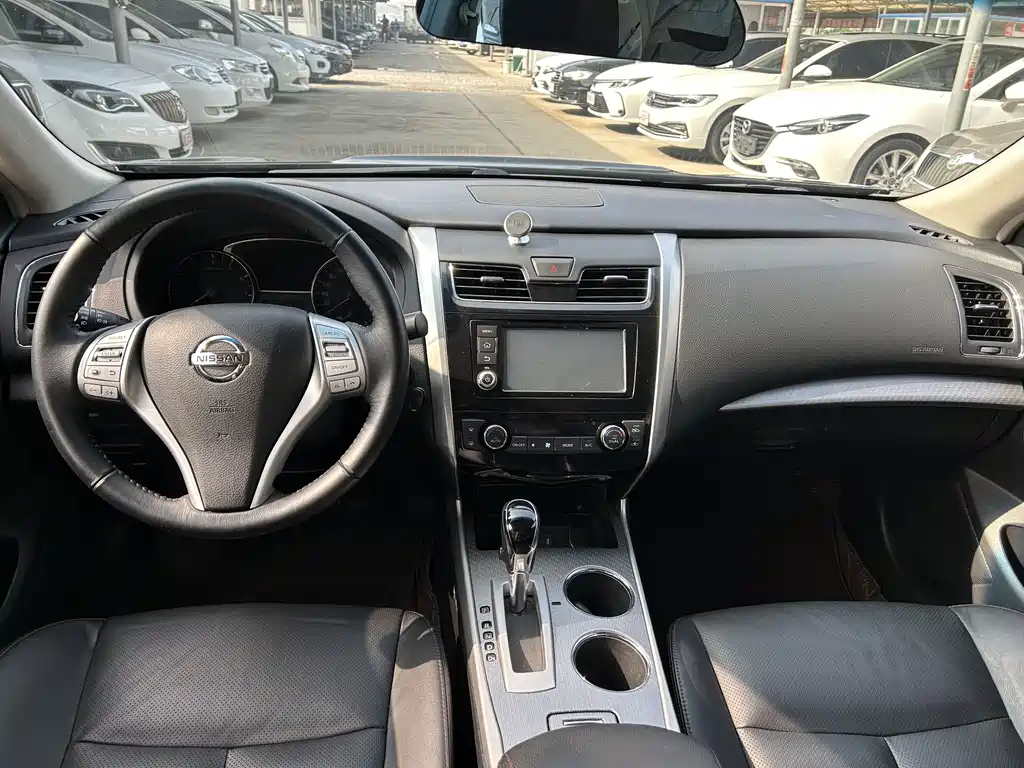 Teana Facelift 2.0 L XL Comfort