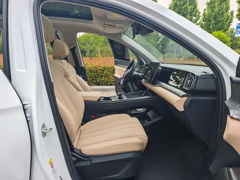 Song Pro NEV 2 nd Gen Smart Drive DM-i 115 KM Transcend