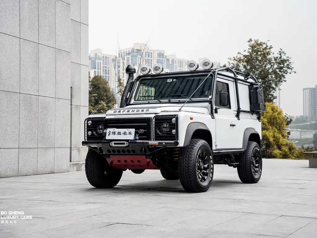 Land Rover Defender Land Rover Defender 2.2 T Diesel EU Spec