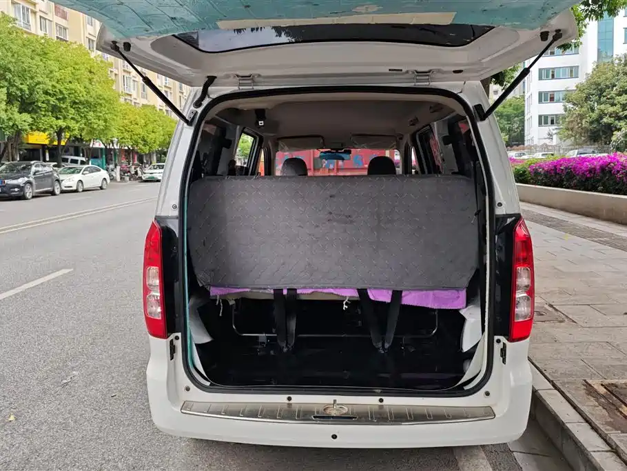 Wuling Hongguang V 1.5 L Power Take Electric Assist LAR