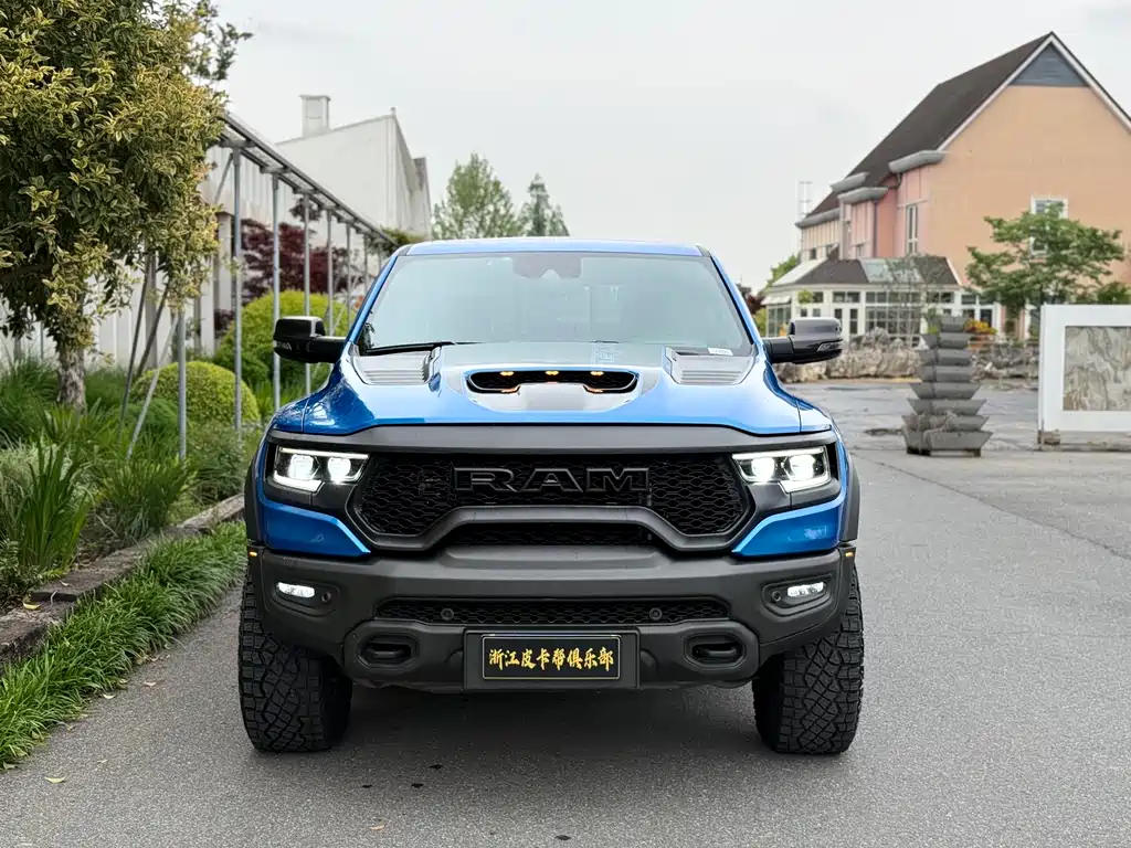 RAM Trucks RAM Trucks霸王龙 2024款 6.2 L 自动