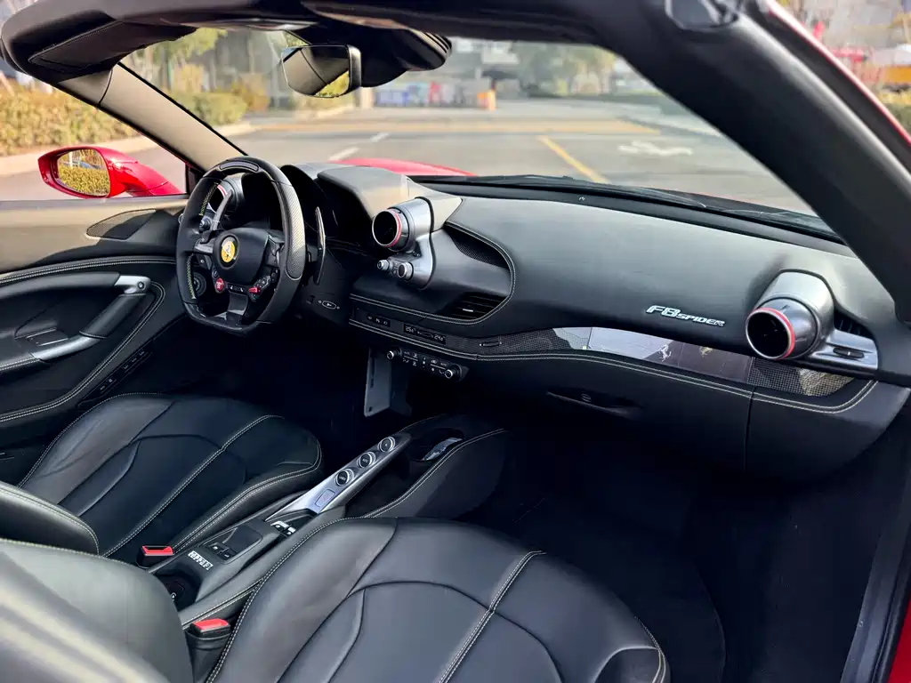 Ferrari F8 Spider 3.9 T V8