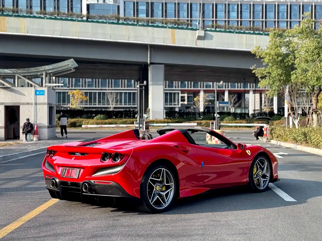 Ferrari F8 Spider 3.9 T V8