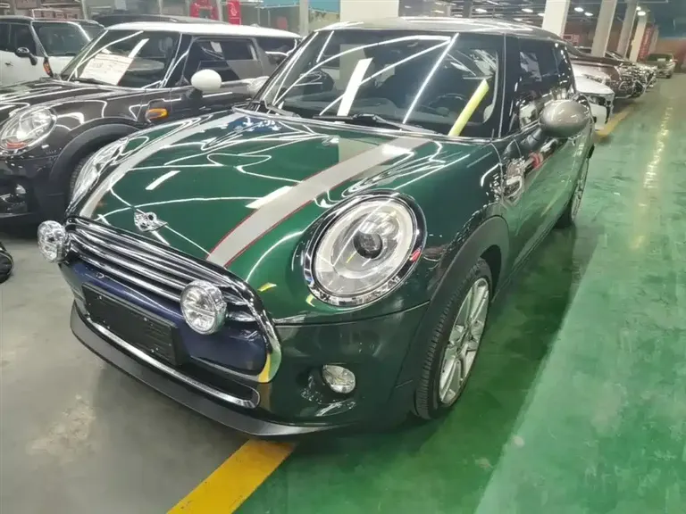 MINI 1.5 T COOPER SEVEN