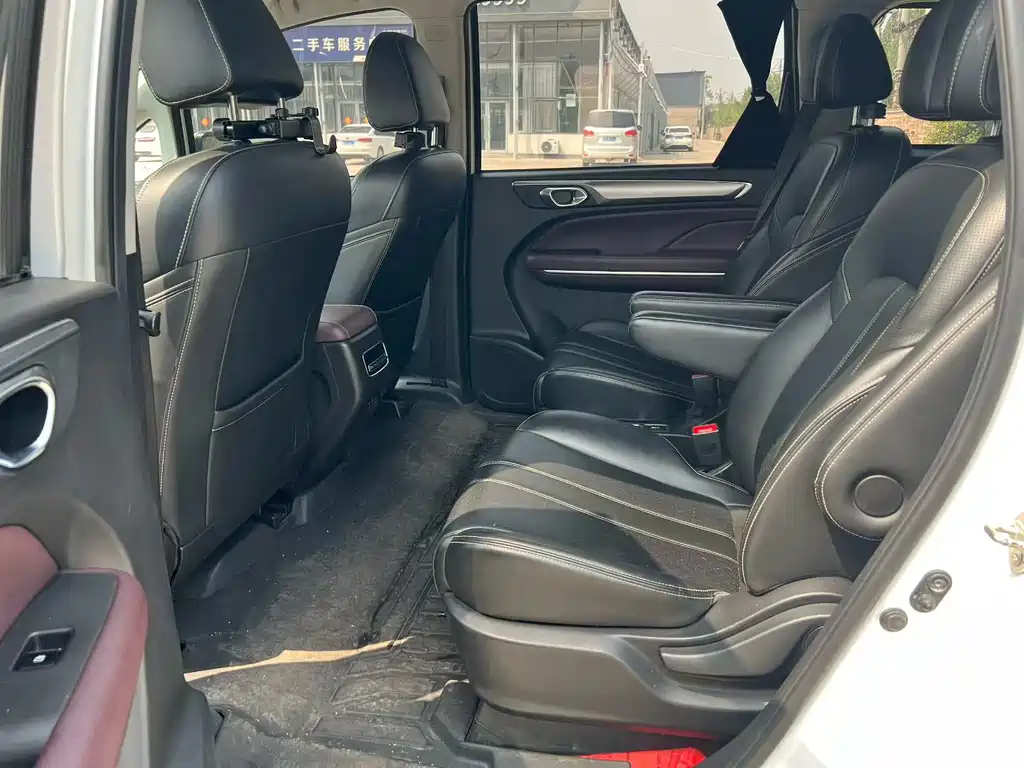 GAC Trumpchi M6 PRO 270 T Auto Premium