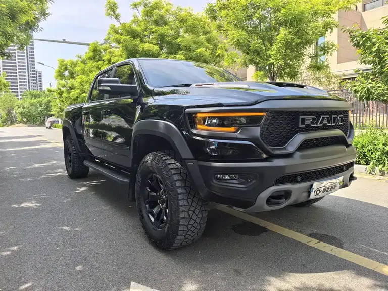 RAM Trucks 6.2 T Auto