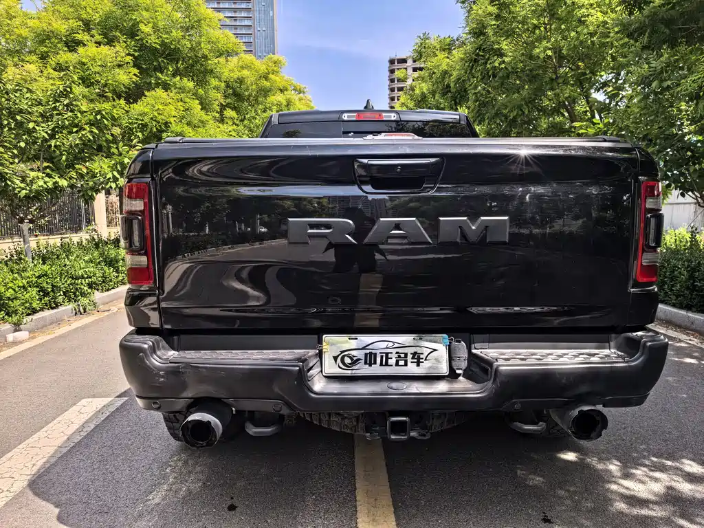 RAM Trucks 6.2 T Auto