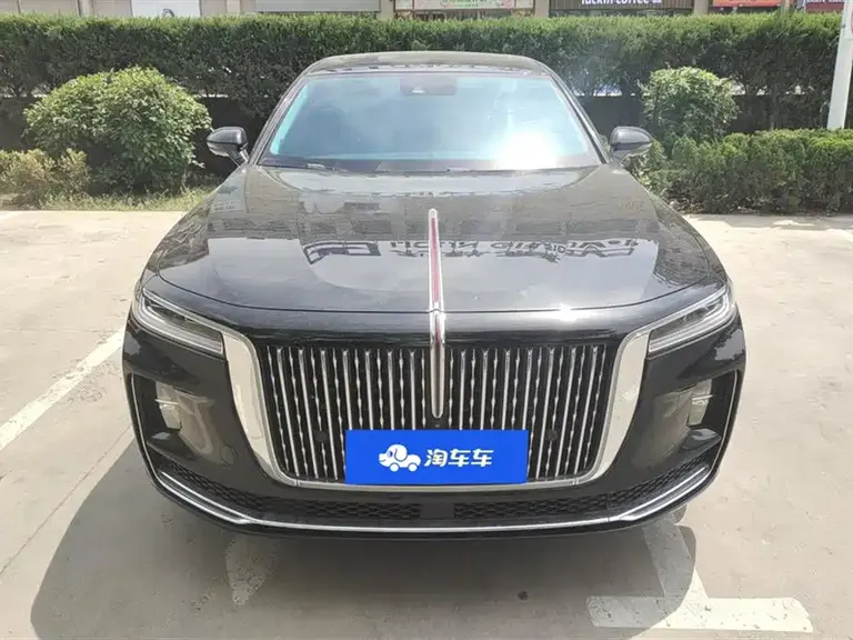 Hongqi H9 2.0 T Connected Flagship