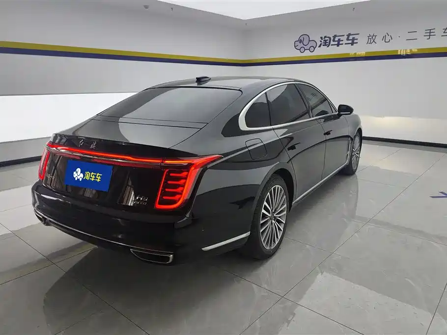 Hongqi H9 2.0 T Connected Flagship